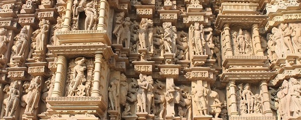 who built the Khajuraho Temples